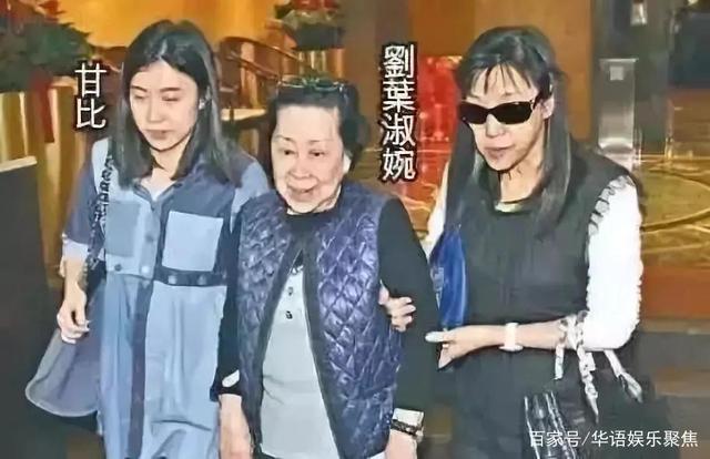 吕丽君与子女家庭生活，温馨成长轨迹的最新揭示